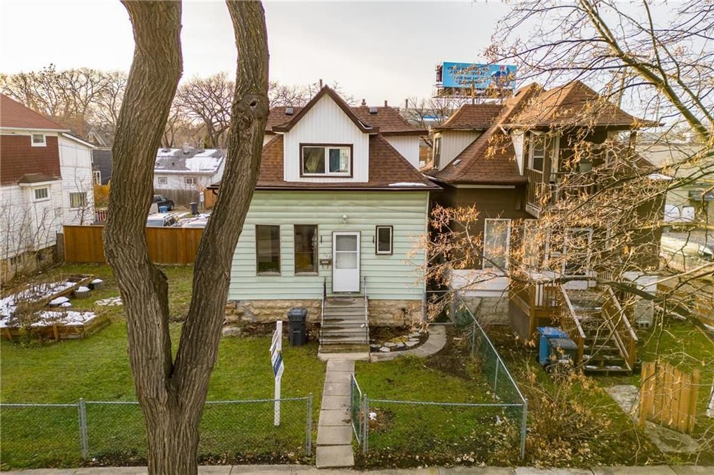 Main Photo: 248 Ruby Street in Winnipeg: House for sale : MLS®# 202329005