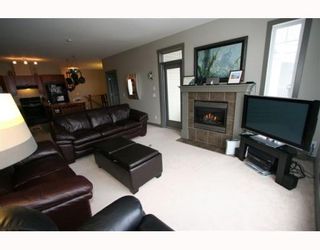 Photo 8: 502 8000 WENTWORTH Drive SW in CALGARY: West Springs Stacked Townhouse for sale (Calgary)  : MLS®# C3408202
