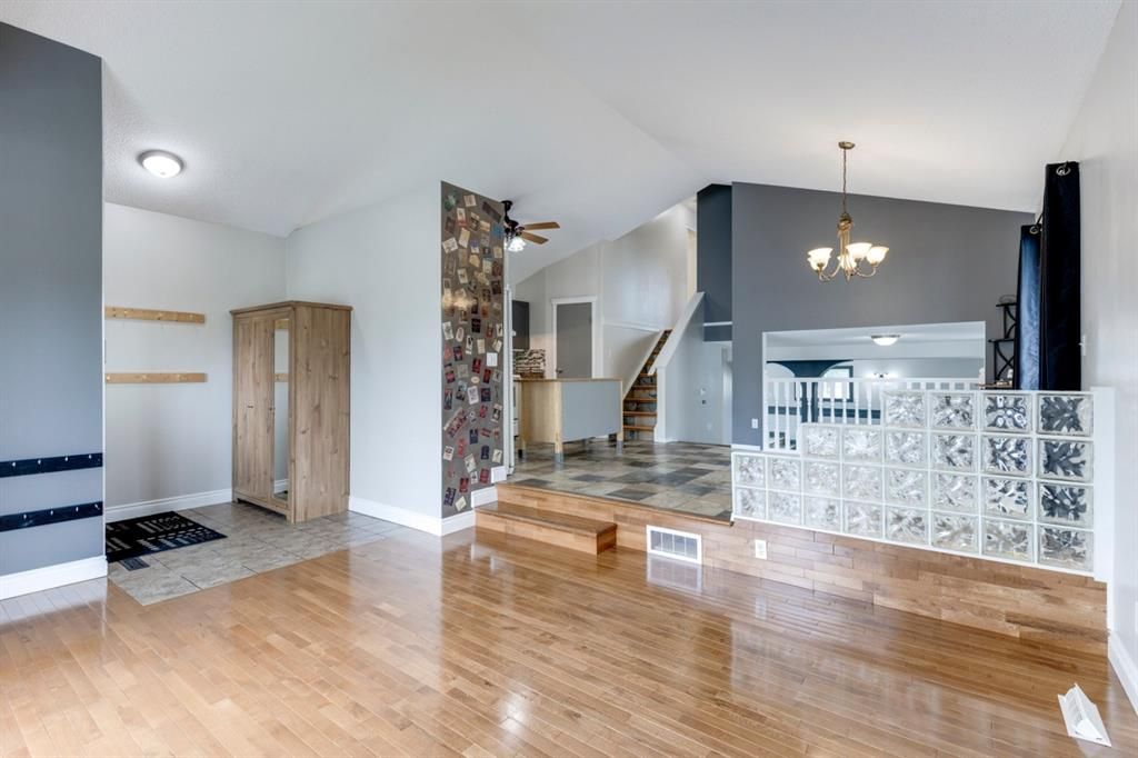 Photo 12: Photos: 108 Covington Rise NE in Calgary: Coventry Hills Detached for sale : MLS®# A1242073