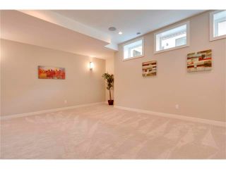 Photo 31: 3715 43 Street SW in Calgary: Glenbrook House for sale : MLS®# C4027438
