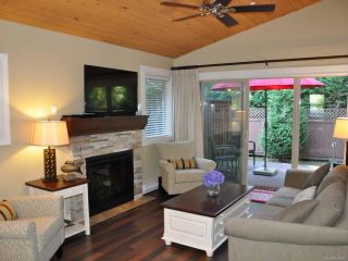 Photo 2: 256 1130 RESORT DRIVE in PARKSVILLE: PQ Parksville Row/Townhouse for sale (Parksville/Qualicum)  : MLS®# 726572