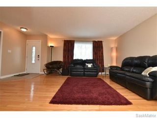Photo 4: 1809 12TH Avenue North in Regina: Uplands Single Family Dwelling for sale (Regina Area 01)  : MLS®# 562305