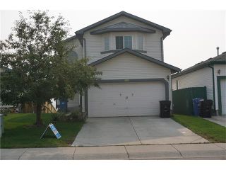Photo 1: 195 APPLESTONE Park SE in Calgary: Applewood House for sale : MLS®# C4028235