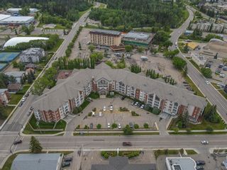 Photo 1: 308 4805 45 Street: Red Deer Apartment for sale : MLS®# A2035673