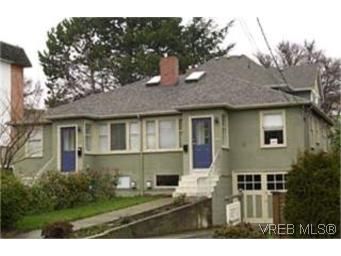 Main Photo:  in VICTORIA: Vi Fairfield West Half Duplex for sale (Victoria)  : MLS®# 419435