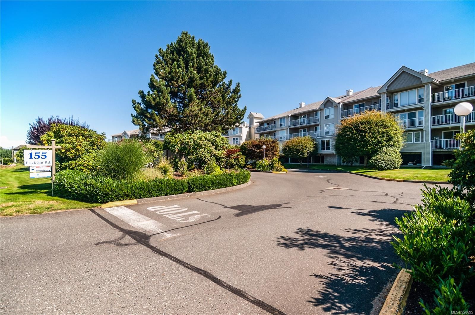 Main Photo: 108 155 Erickson Rd in Campbell River: CR Willow Point Condo for sale : MLS®# 920695