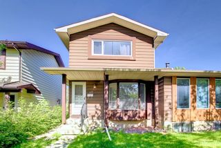 Photo 1: 40 BERWICK Rise NW in Calgary: Beddington Heights Semi Detached for sale : MLS®# A1228960