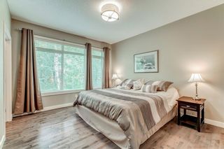 Photo 13: 71 CORTINA Villa SW in Calgary: Springbank Hill Semi Detached for sale : MLS®# C4253496