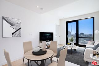 Photo 3: 400 S Broadway Unit 1911 in Los Angeles: Residential Lease for sale (C42 - Downtown L.A.)  : MLS®# 23254157