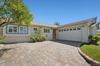 Photo 2: CLAIREMONT House for sale : 4 bedrooms : 3527 Accomac Ave in San Diego