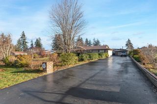 Photo 4: 951 Northmore Rd in Campbell River: CR Campbell River Central House for sale : MLS®# 861064