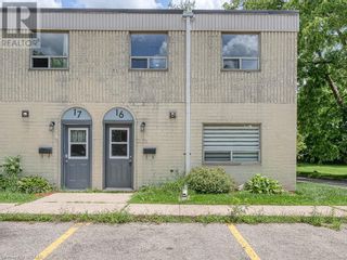 Photo 1: 271 THAMES Street N Unit# 16 in Ingersoll: Condo for sale : MLS®# 40449056
