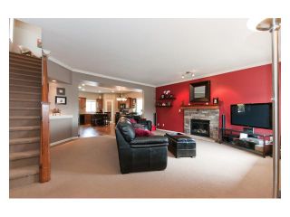 Photo 2: 23113 DEWDNEY TRUNK Road in Maple Ridge: East Central House for sale in "CHERRYWOOD LANE" : MLS®# V822871