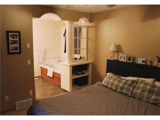 Photo 10: 35 MT APEX Crescent SE in Calgary: McKenzie Lake House for sale : MLS®# C4052407
