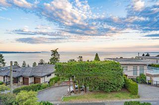 Photo 29: 14439 SUNSET Lane: White Rock House for sale in "The Landmarks" (South Surrey White Rock)  : MLS®# R2743918