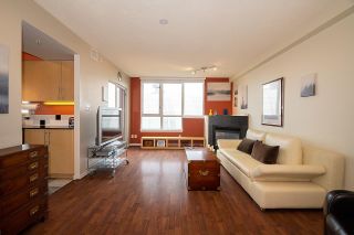 Photo 3: 802 63 KEEFER PLACE in Vancouver: Downtown VW Condo for sale (Vancouver West)  : MLS®# R2593495