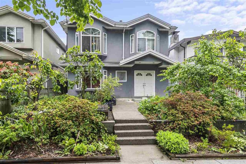 FEATURED LISTING: 3469 WILLIAM Street Vancouver
