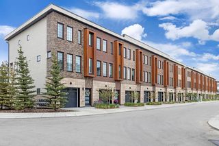 Main Photo: 230 81 Greenbriar Place NW in Calgary: Greenwood/Greenbriar Row/Townhouse for sale : MLS®# A2053309