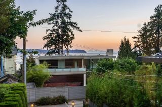 Photo 23: 4045 ROSE Crescent in West Vancouver: Sandy Cove House for sale in "Sandy Cove" : MLS®# R2816480