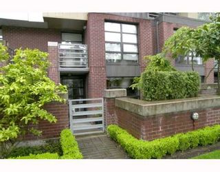 Photo 9: 106 2137 W 10TH Ave in Vancouver: Kitsilano Condo for sale in "ADERA" (Vancouver West)  : MLS®# V646338