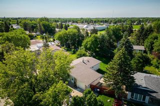 Photo 34: 82 Leeds Avenue in Winnipeg: Fort Richmond Residential for sale (1K)  : MLS®# 202217954