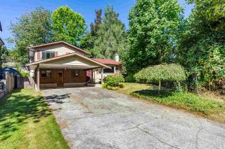 Photo 1: 8937 EDINBURGH Drive in Surrey: Queen Mary Park Surrey House for sale : MLS®# R2485380