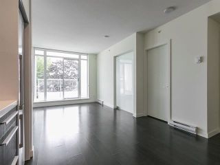 Photo 4: 305 6333 SILVER Avenue in Vancouver: Metrotown Condo for sale in "SILVER" (Burnaby South)  : MLS®# R2098944