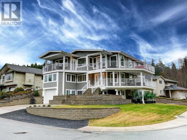 4000 SATURNA AVE, Powell River