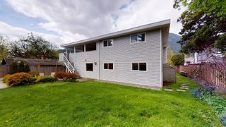Photo 37: 41872 BIRKEN Road: Brackendale 1/2 Duplex for sale (Squamish)  : MLS®# R2686715