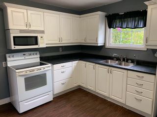 Photo 2: 2260 Lawrencetown Road in Lawrencetown: 31-Lawrencetown, Lake Echo, Port Residential for sale (Halifax-Dartmouth)  : MLS®# 202213363