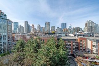 Photo 15: 904 238 ALVIN NAROD Mews in Vancouver: Yaletown Condo for sale in "PACIFIC PLAZA" (Vancouver West)  : MLS®# R2760971