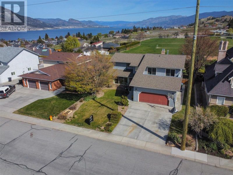 FEATURED LISTING: 1033 WESTMINSTER Avenue East Penticton