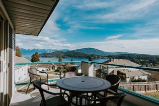 Photo 12: 13 554 EAGLECREST Drive in Gibsons: Gibsons & Area Townhouse for sale in "GEORGIA MIRAGE" (Sunshine Coast)  : MLS®# R2781436