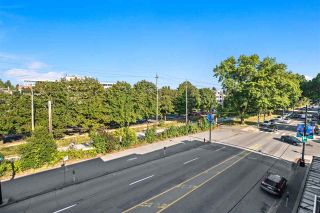 Photo 16: 411 2105 W 42ND Avenue in Vancouver: Kerrisdale Condo for sale (Vancouver West)  : MLS®# R2422845