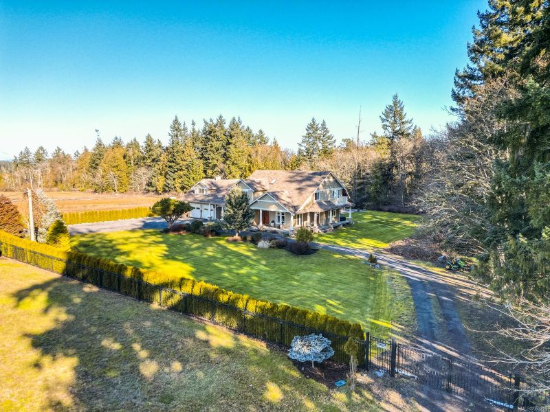 FEATURED LISTING: 7117 Veyaness Rd Central Saanich