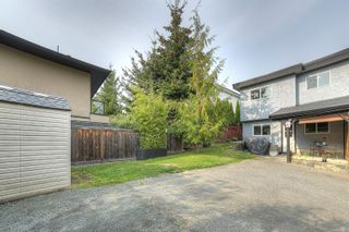 Photo 28: 949 Inskip St in Esquimalt: Es Kinsmen Park Half Duplex for sale : MLS®# 857869