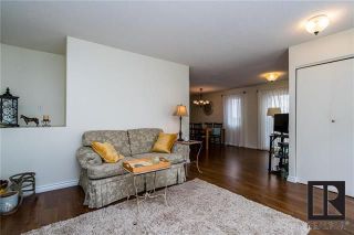 Photo 4: 103 Brotman Bay in Winnipeg: River Park South Residential for sale (2F)  : MLS®# 1818987