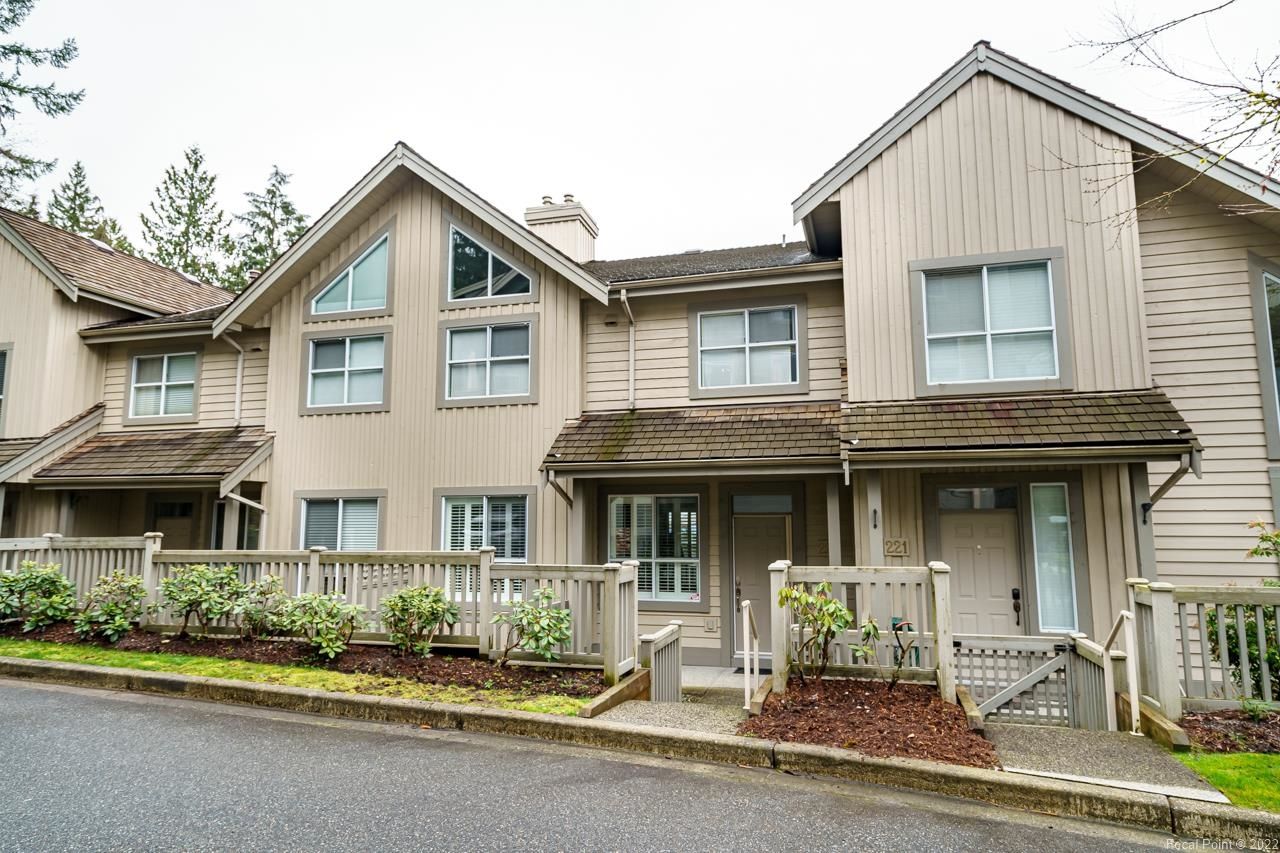 Main Photo: 222 1465 PARKWAY Boulevard in Coquitlam: Westwood Plateau Townhouse for sale in "SILVER OAK" : MLS®# R2667680