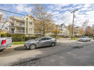 Photo 3: 209 20189 54 Avenue in Langley: Langley City Condo for sale in "Catalina Gardens" : MLS®# R2681787