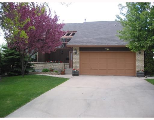 Main Photo:  in WINNIPEG: Charleswood Residential for sale (South Winnipeg)  : MLS®# 2909714