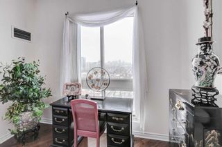 Photo 21: Ph3 5 Kenneth Avenue in Toronto: Willowdale East Condo for sale (Toronto C14)  : MLS®# C5498610