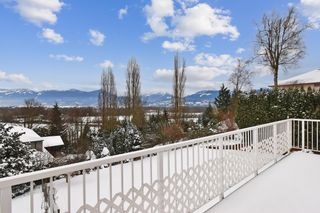 Photo 36: 8620 SUNRISE Drive in Chilliwack: Chilliwack Mountain House for sale : MLS®# R2641516