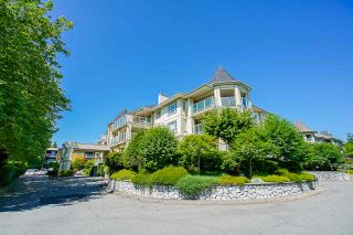 Photo 31: 104 20125 55A Avenue in Langley: Langley City Condo for sale in "Blackberry II" : MLS®# R2484759
