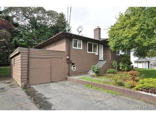 Photo 1: 3994 Century Rd in VICTORIA: SE Maplewood House for sale (Saanich East)  : MLS®# 652735