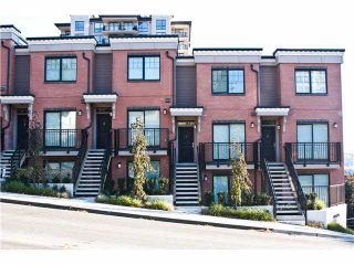 Photo 1: 7 838 ROYAL Avenue in New Westminster: Sapperton Townhouse for sale : MLS®# V1093536