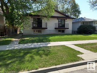 Photo 2: 10919/10921 122 Street in Edmonton: Zone 07 House Duplex for sale : MLS®# E4342093
