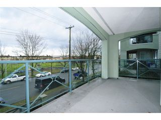 Photo 11: # 204 20110 MICHAUD CR in Langley: Langley City Condo for sale : MLS®# F1426590