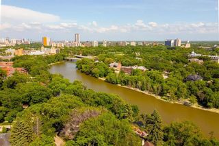 Photo 48: 32 Home Street in Winnipeg: Wolseley Residential for sale (5B)  : MLS®# 202014014
