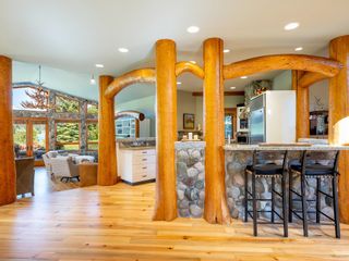 Photo 11: 8431 GOLDEN BEAR Place in Whistler: Green Lake Estates House for sale in "Green Lake Estates" : MLS®# R2815453