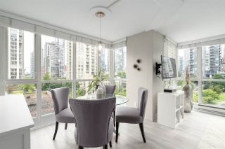 Photo 5: 409 1188 RICHARDS Street in Vancouver: Yaletown Condo for sale in "Park Plaza" (Vancouver West)  : MLS®# R2475181